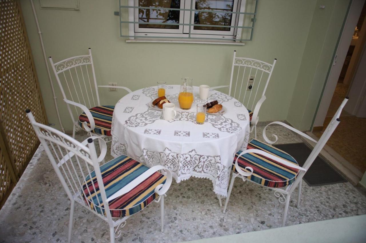 Aroura Homes Garden House 2Br 2Ba Free Parking Атина Екстериор снимка